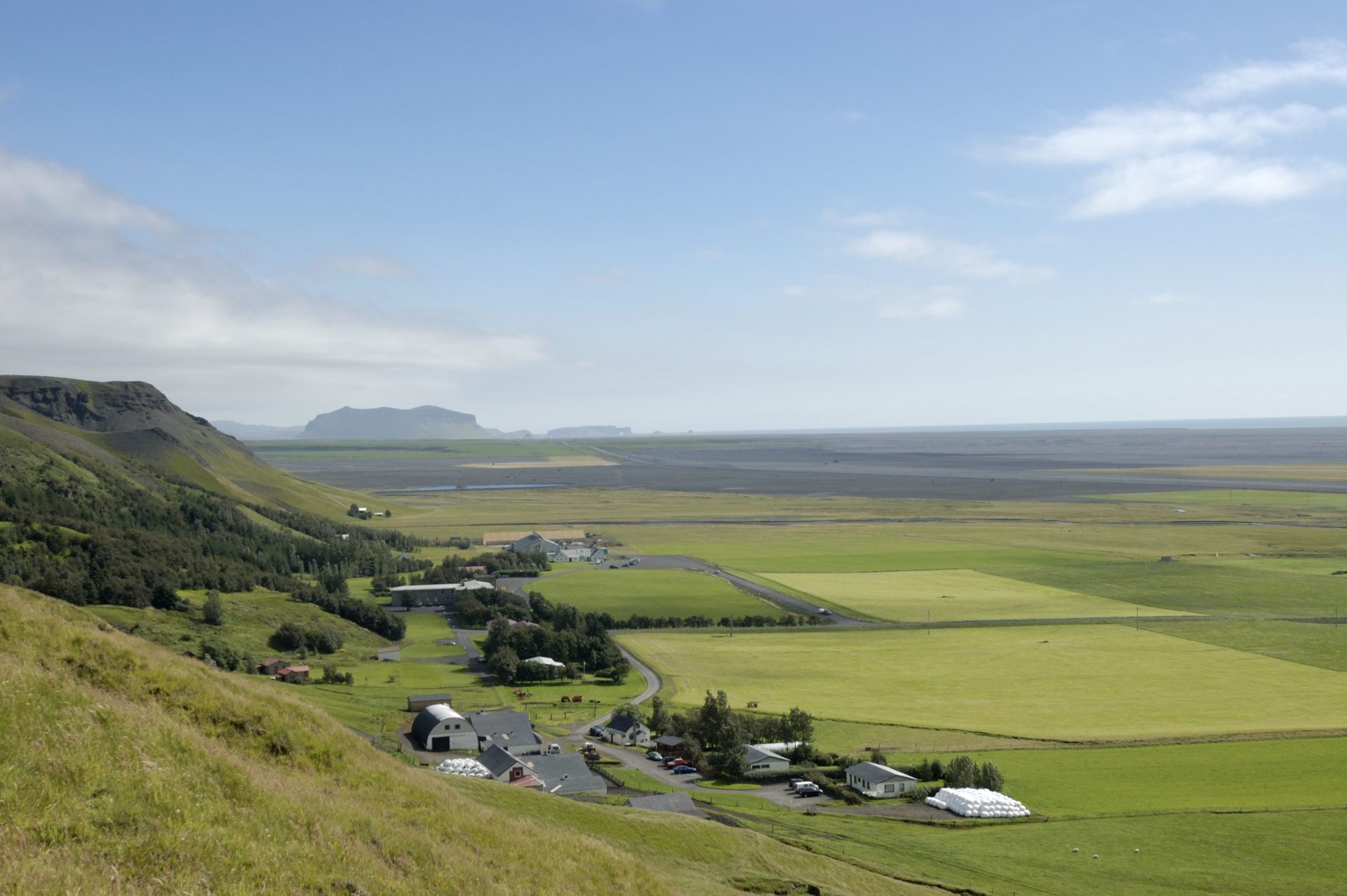 Íbúum í sveitum landsins boðið að taka þátt í könnun